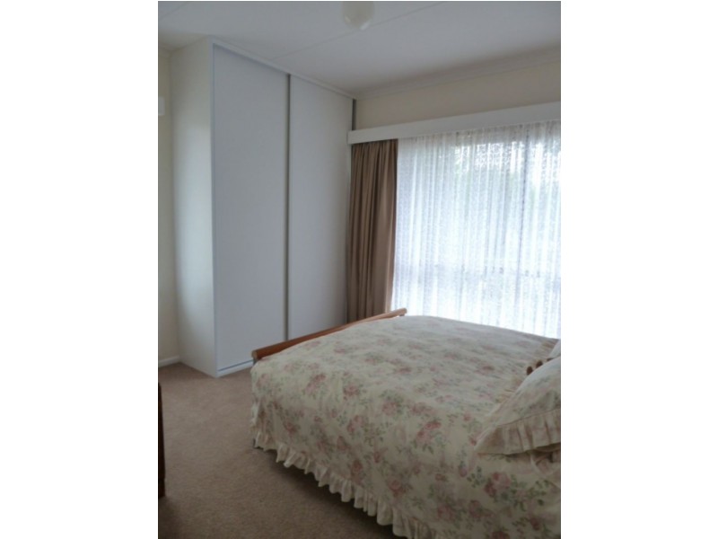 8 Kent Street, Moe VIC 3825