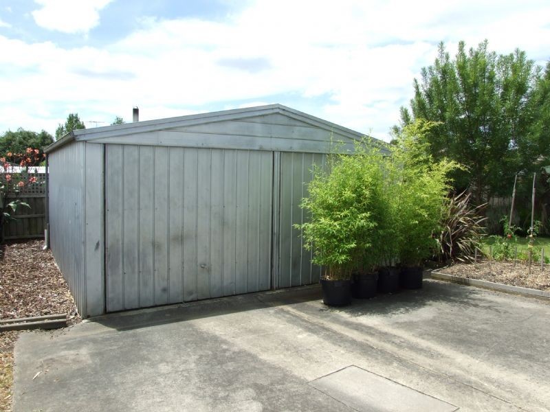 18 Phillip Street, Moe VIC 3825