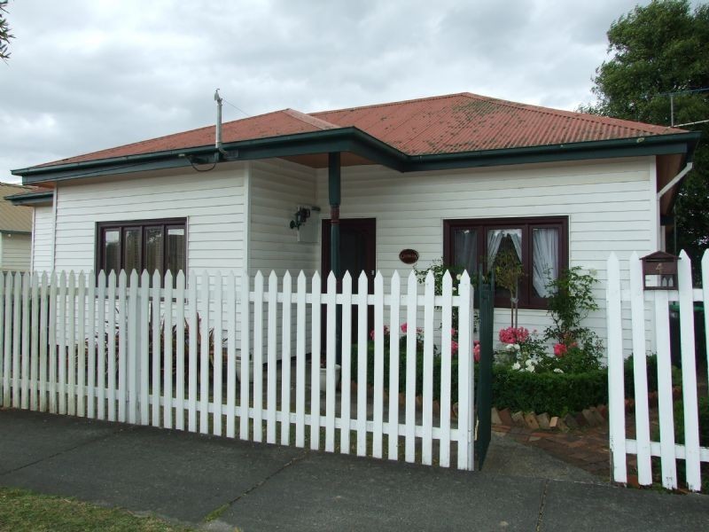 4 Langford Street, Moe VIC 3825