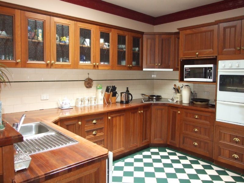 13 Chamberlain Road, Newborough VIC 3825