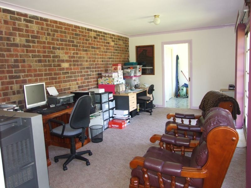 13 Chamberlain Road, Newborough VIC 3825