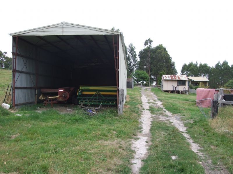 106 Thalloo Road, THALLOO, Tanjil South VIC 3825