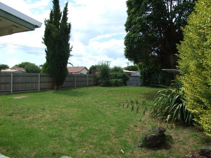 14 Haigh Street, Moe VIC 3825