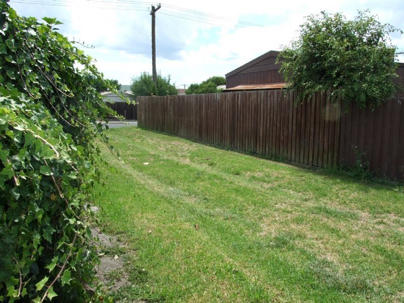 14 Haigh Street, Moe VIC 3825