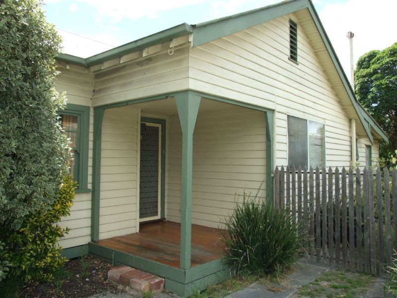 14 Haigh Street, Moe VIC 3825