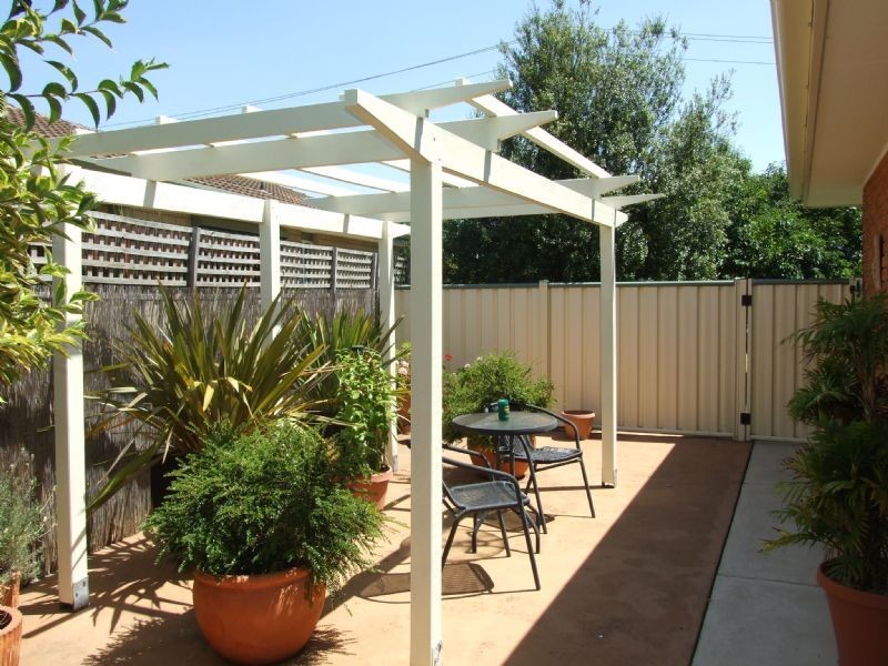 3 Jeeralang Avenue, Newborough VIC 3825