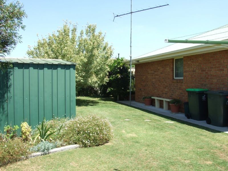 3 Jeeralang Avenue, Newborough VIC 3825