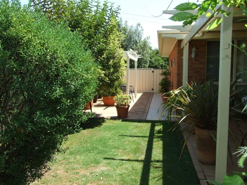 3 Jeeralang Avenue, Newborough VIC 3825