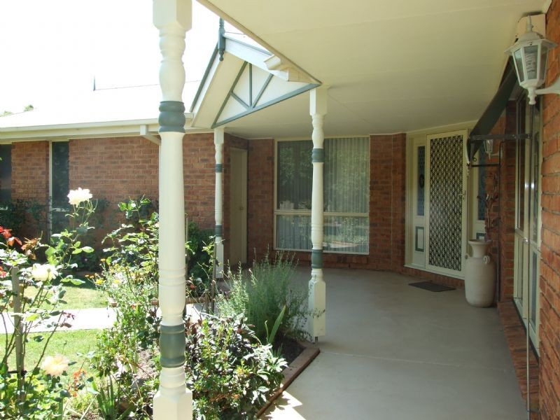 3 Jeeralang Avenue, Newborough VIC 3825