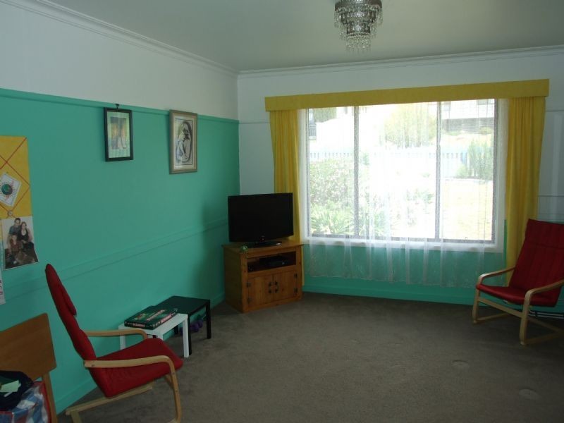 16 Margaret Street, Moe VIC 3825