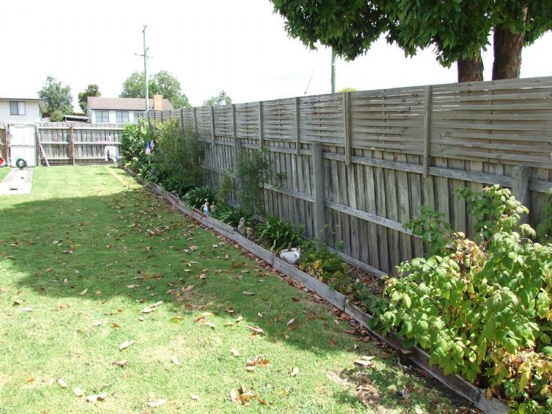 16 Margaret Street, Moe VIC 3825