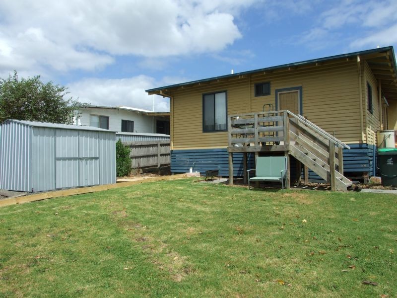 16 Margaret Street, Moe VIC 3825