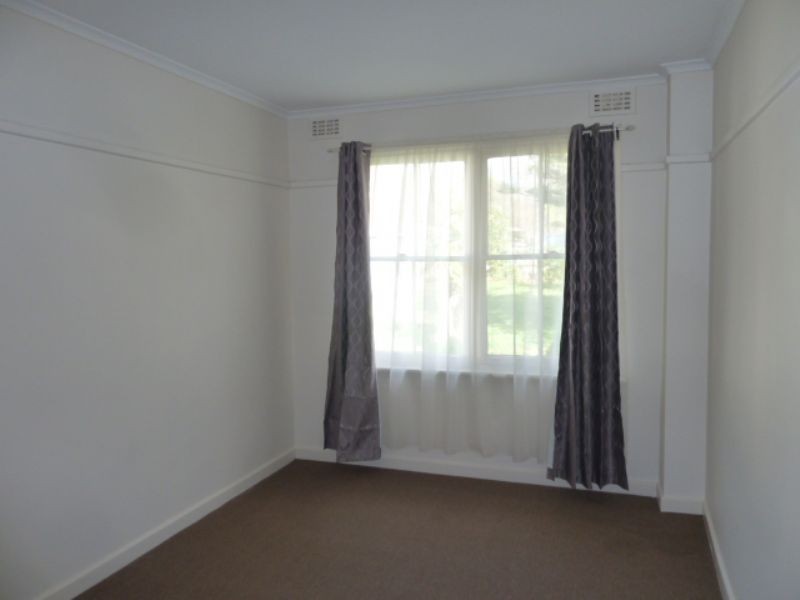 131 Service Road, Moe VIC 3825