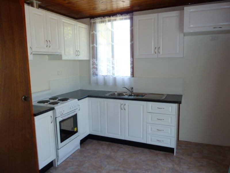 6 Malnhan Crescent, Newborough VIC 3825