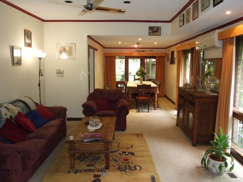 25 Tresswell Avenue, Newborough VIC 3825