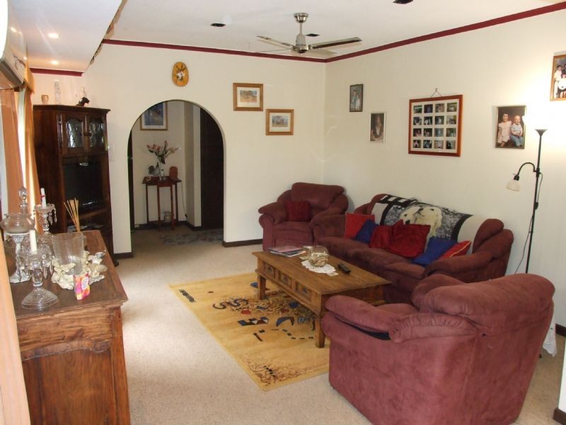 25 Tresswell Avenue, Newborough VIC 3825