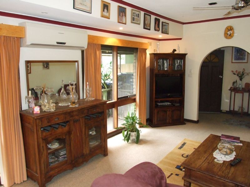 25 Tresswell Avenue, Newborough VIC 3825