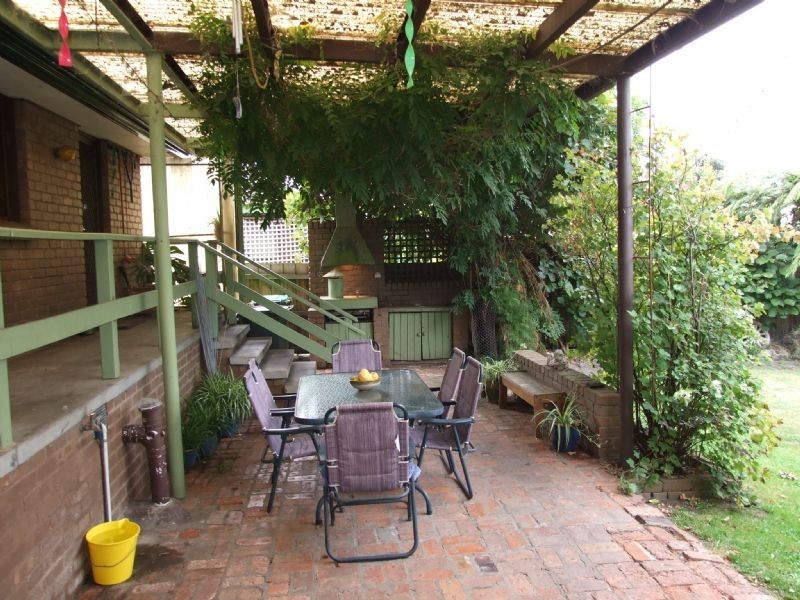 25 Tresswell Avenue, Newborough VIC 3825