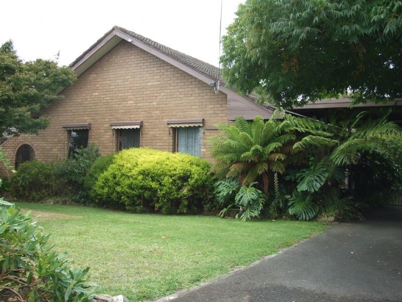 25 Tresswell Avenue, Newborough VIC 3825