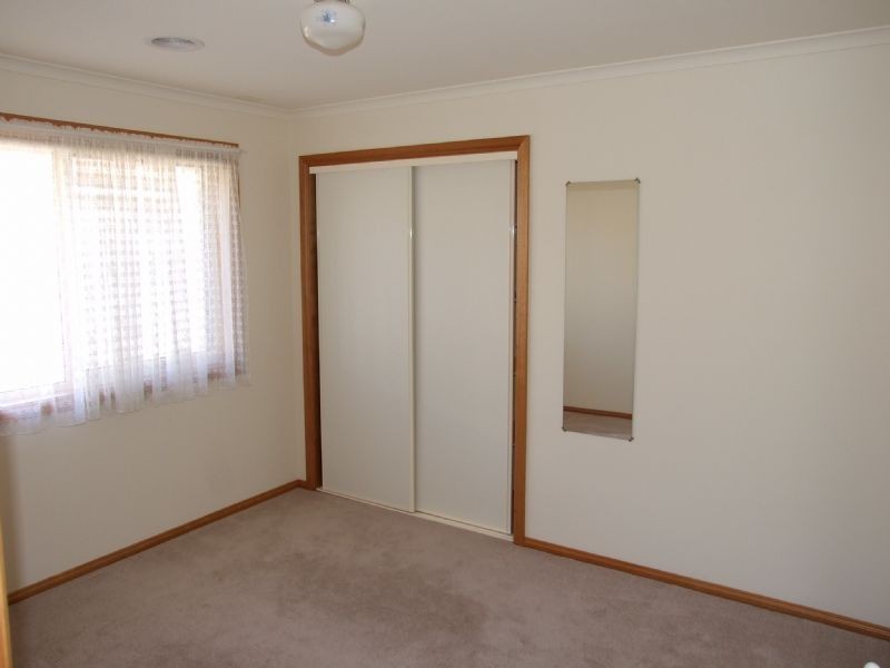 42 Parkside Drive, Moe VIC 3825