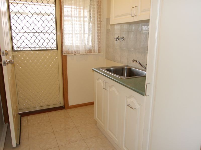 42 Parkside Drive, Moe VIC 3825