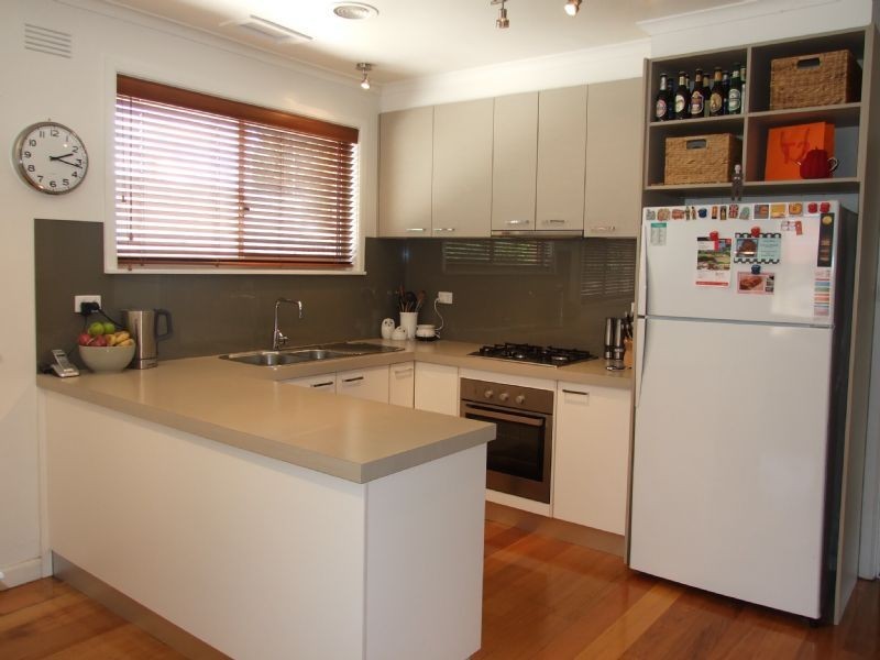 2 Castle Street, Moe VIC 3825