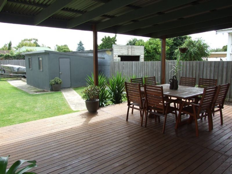 2 Castle Street, Moe VIC 3825