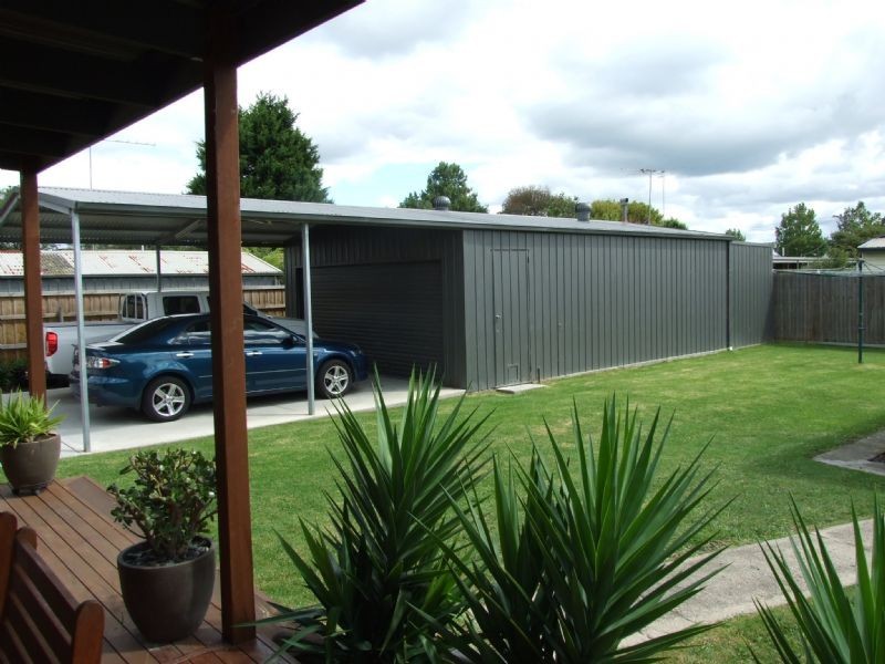 2 Castle Street, Moe VIC 3825
