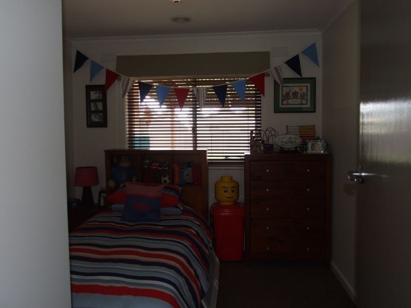2 Castle Street, Moe VIC 3825