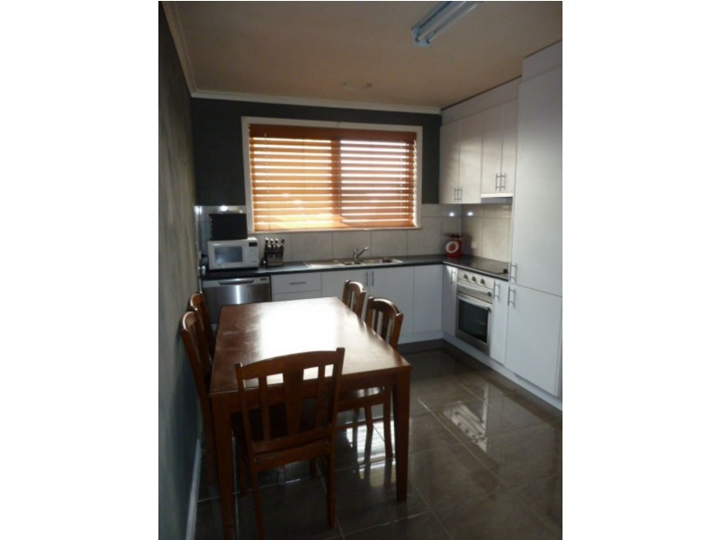 10 Charles Street, Moe VIC 3825