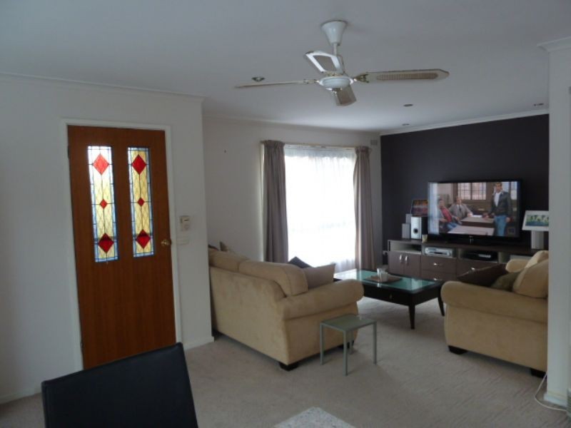 3/21 William Street, Newborough VIC 3825