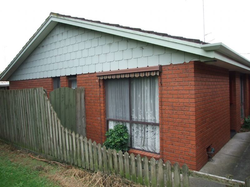3/12-14 Saxtons Drive, Moe VIC 3825