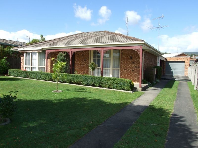 33 Abbott Street, Moe VIC 3825