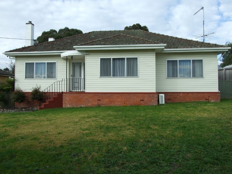 24 Monash Road, Newborough VIC 3825