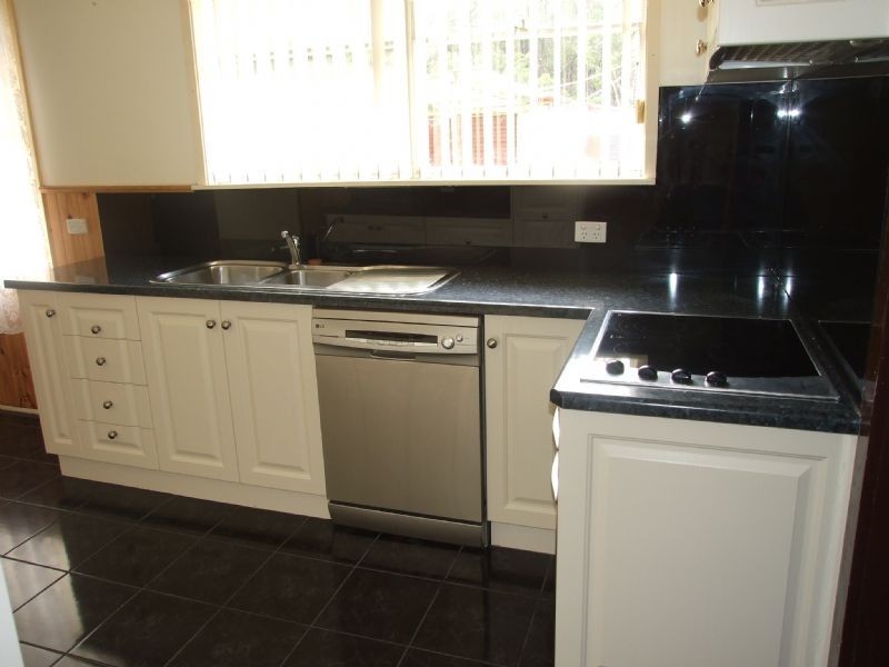 29 Staff Street, Moe VIC 3825