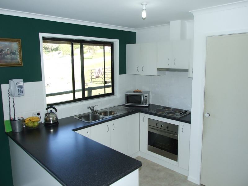 8 Dudman Road, Yallourn North VIC 3825