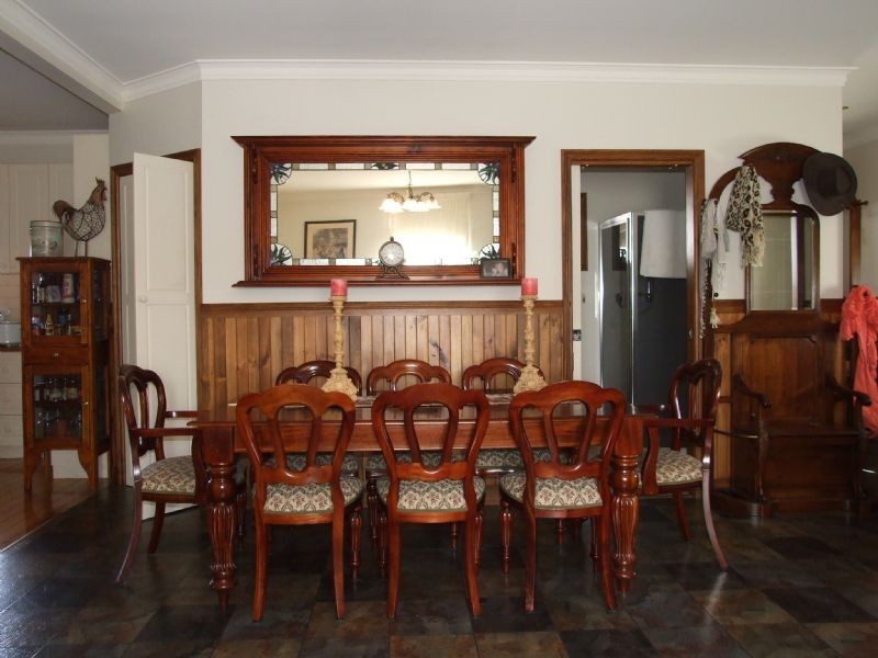 24  Alexander Avenue, Moe VIC 3825