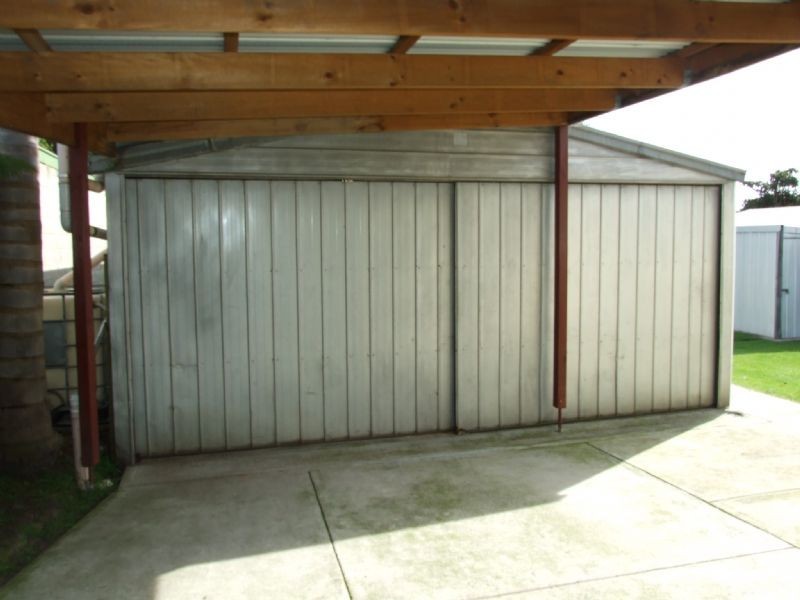 24  Alexander Avenue, Moe VIC 3825