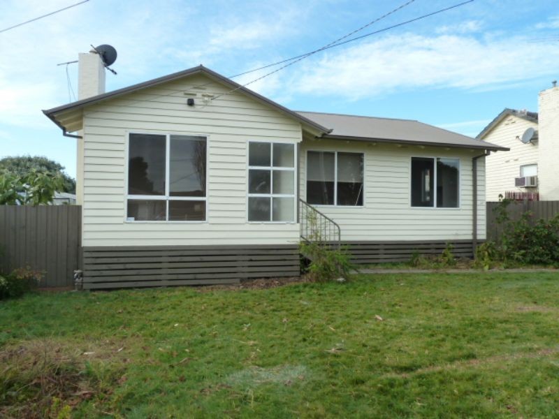 27 Kent Street, Moe VIC 3825