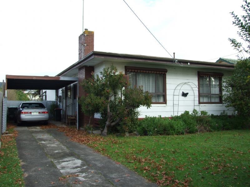 15 Edward Street, Moe VIC 3825