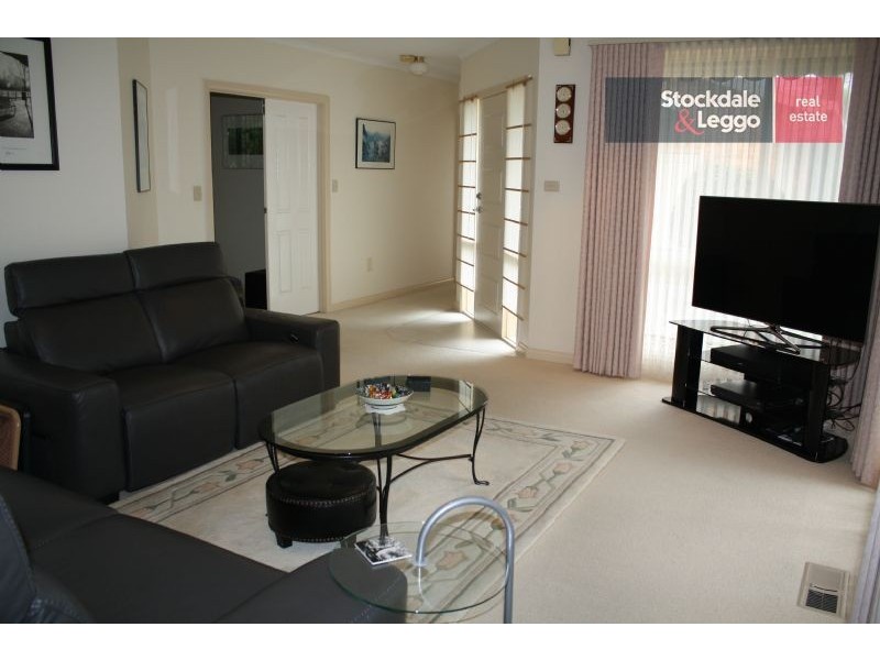 6 Libra Crescent, Moe VIC 3825