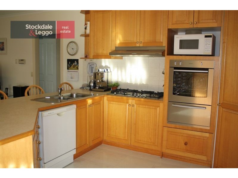 6 Libra Crescent, Moe VIC 3825