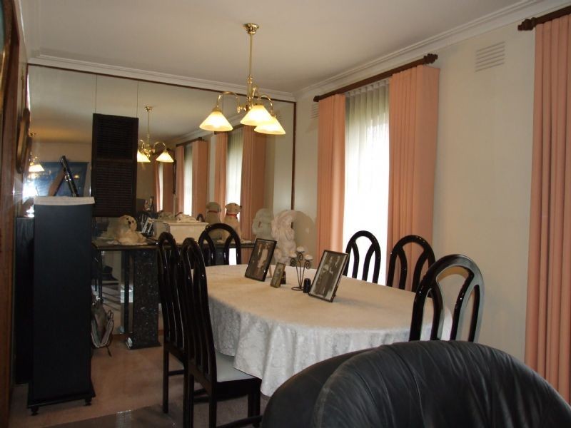 42 Northern Avenue, Newborough VIC 3825