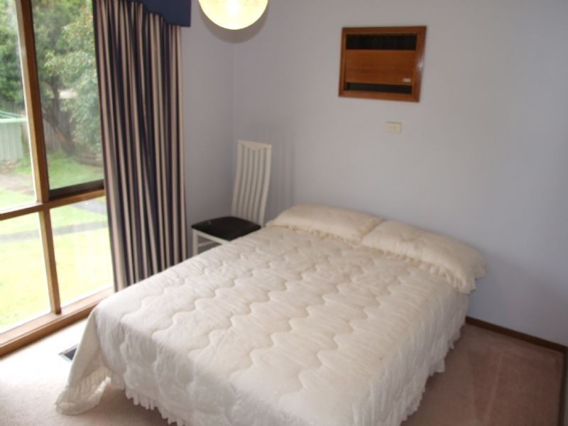 42 Northern Avenue, Newborough VIC 3825