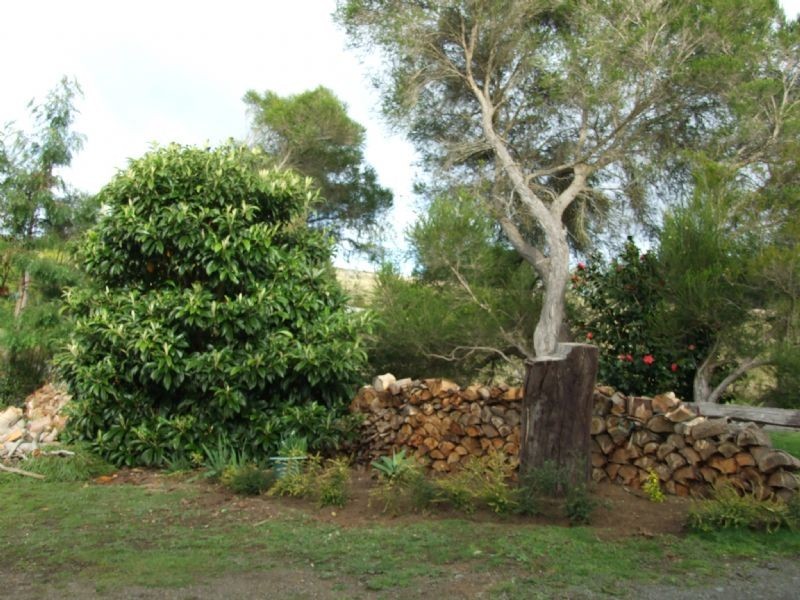 15 Yasmin Drive, Hernes Oak VIC 3825