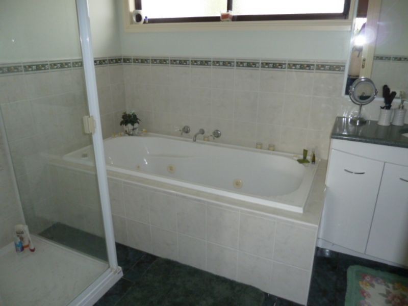 6 South Street, Moe VIC 3825