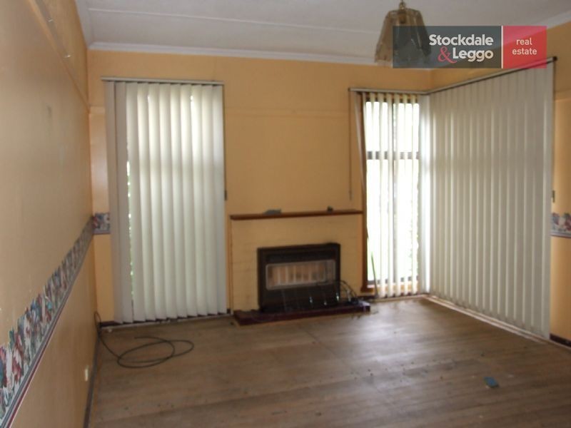 46 Service Road, Moe VIC 3825