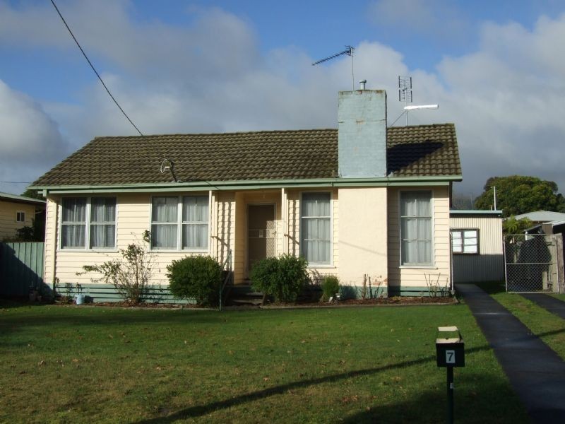 7 Edward Street, Moe VIC 3825