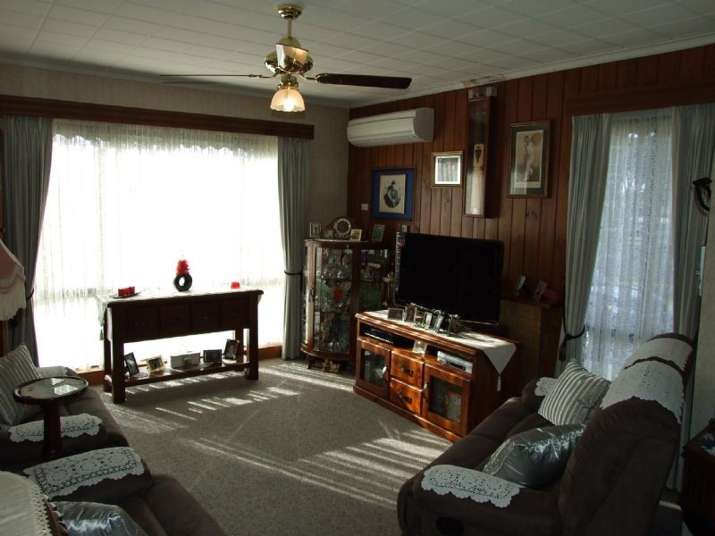 9 Edward Street, Moe VIC 3825