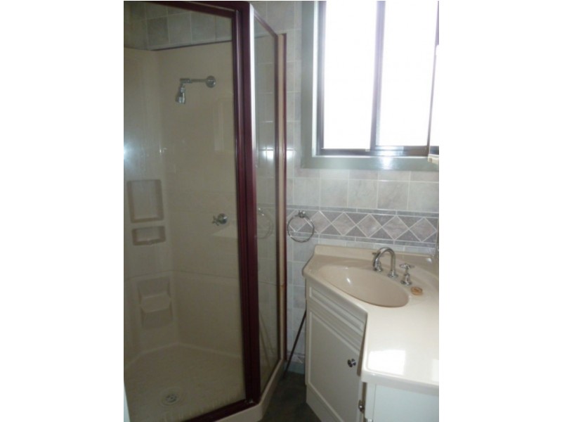 12 Retford Street, Newborough VIC 3825